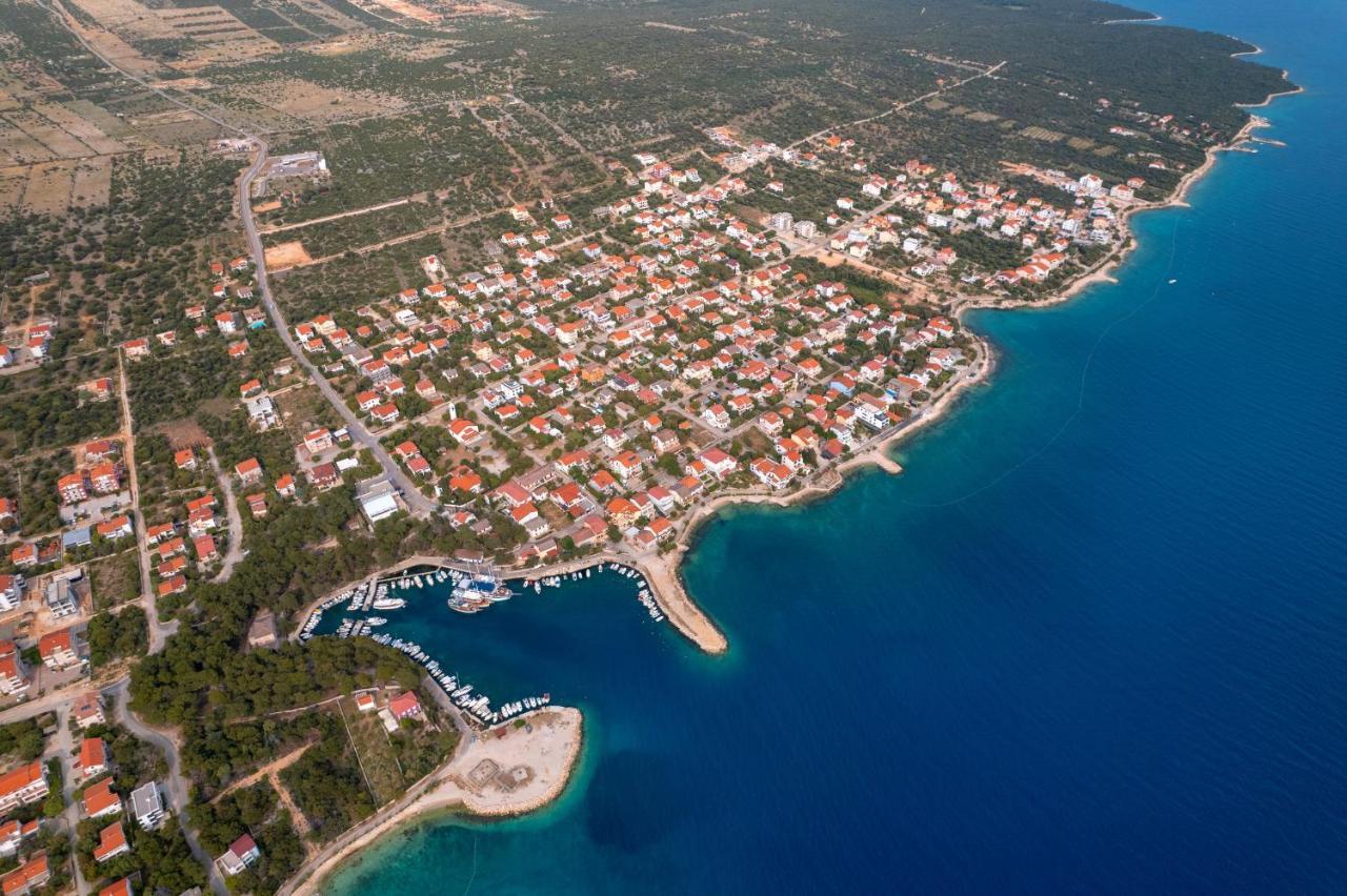 Apartments By The Sea Mandre, Pag - 6284 Kolan Exterior photo